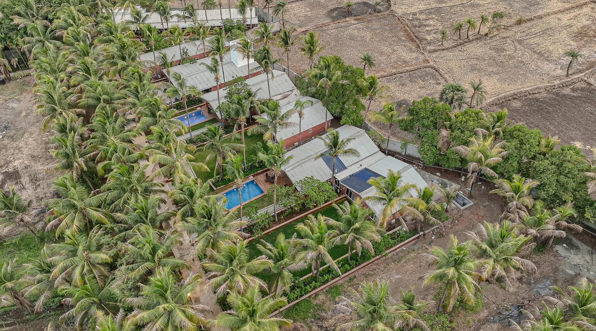 Coco Bliss By Mauli Stays Manor Exterior photo