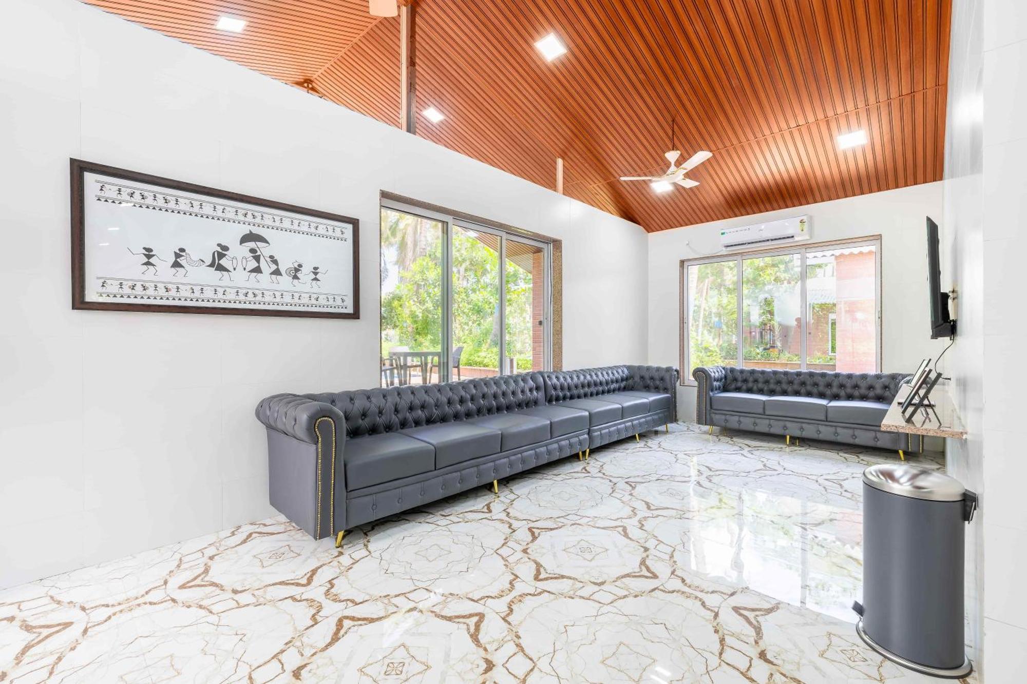 Coco Bliss By Mauli Stays Manor Exterior photo
