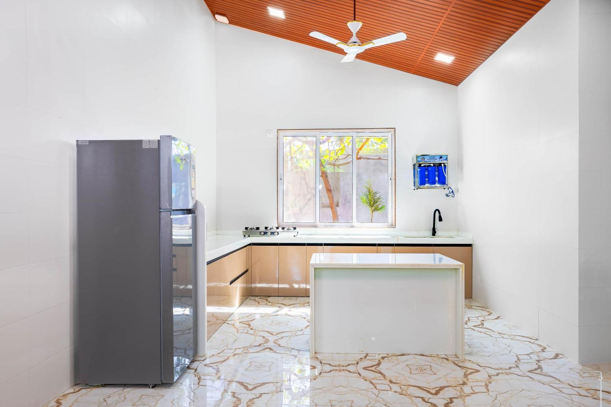 Coco Bliss By Mauli Stays Manor Exterior photo