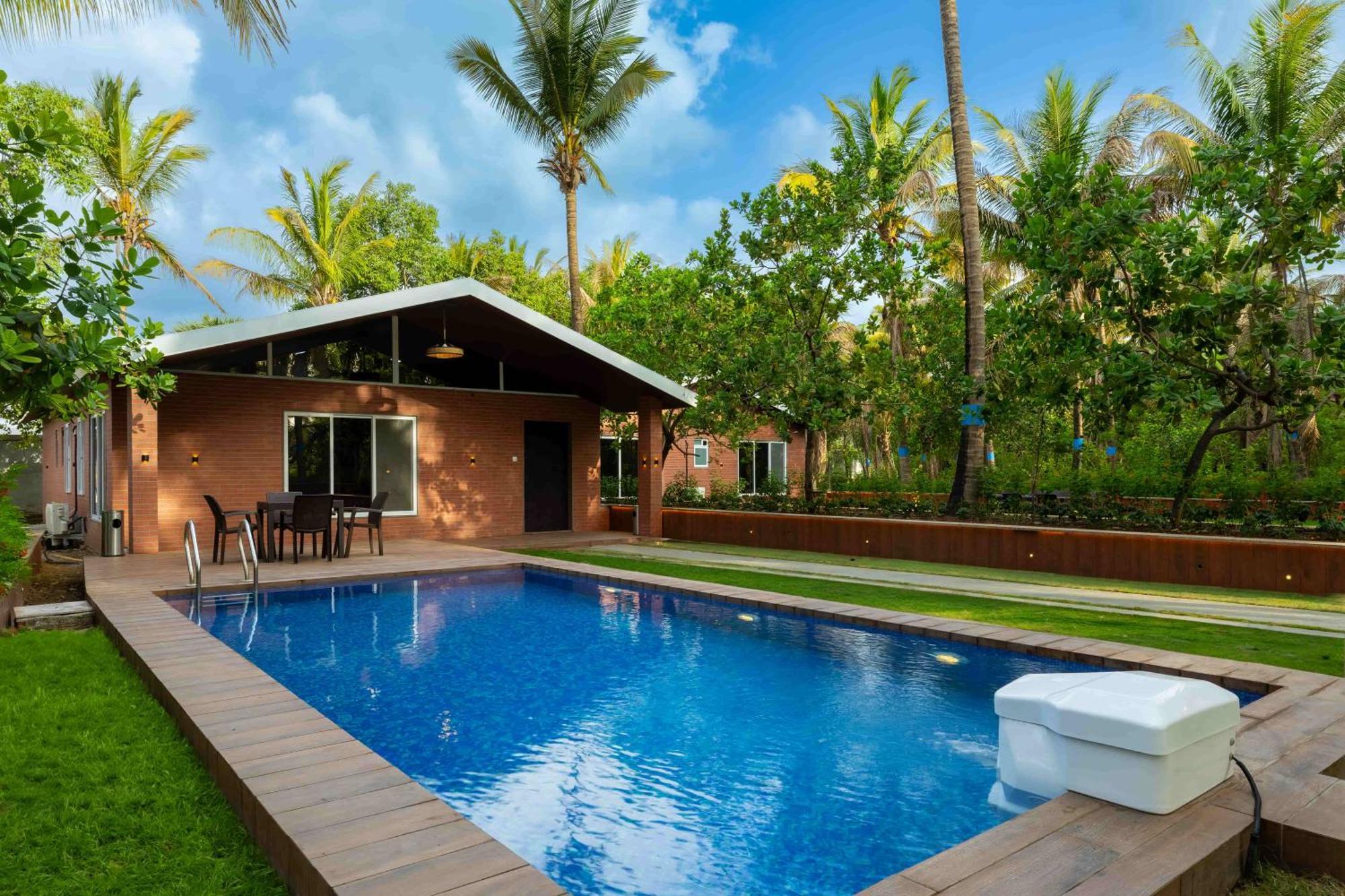 Coco Bliss By Mauli Stays Manor Exterior photo